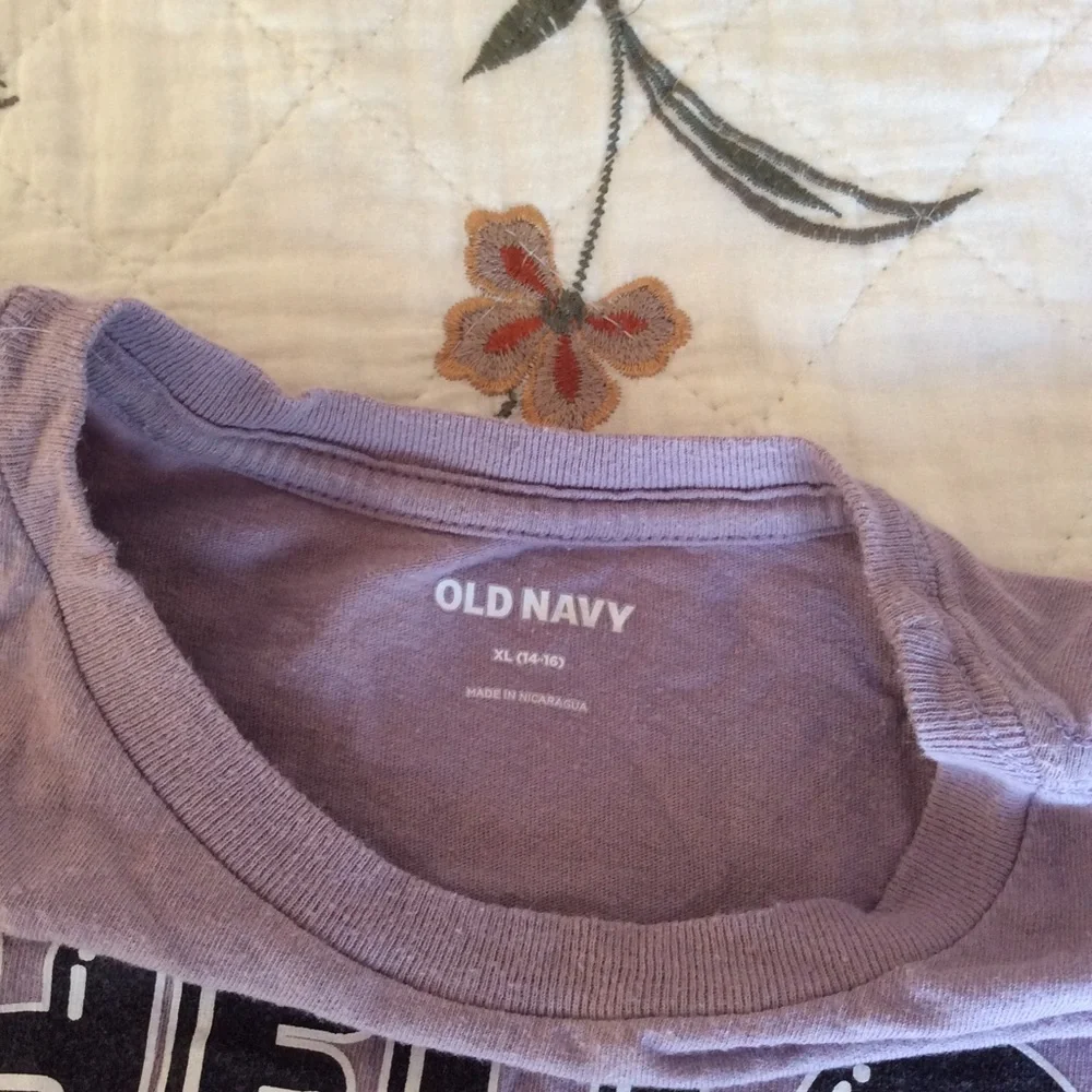 Old navy hello kitty and friends tee